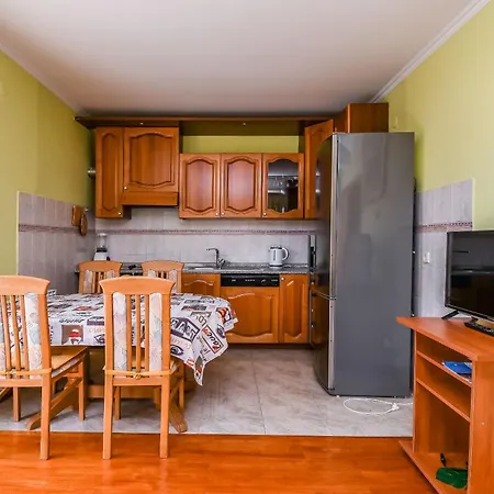 Apartment Sweet *